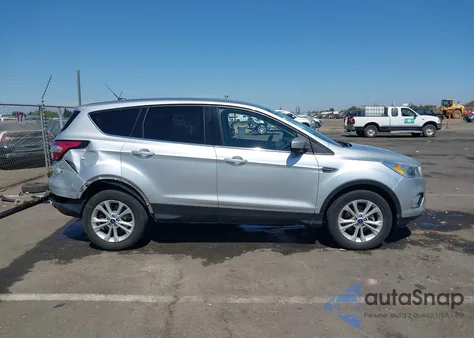 2017 Ford Escape Se из США, поврежденный, VIN 1FMCU0GD4HUD54310